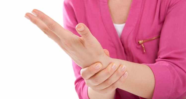 What are the Causes of Sharp Pain in the Wrist