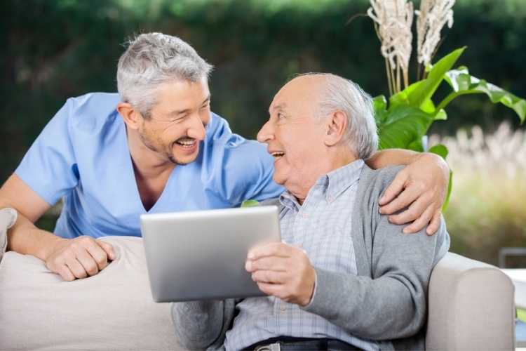 8 Things To Look For In A Retirement Home