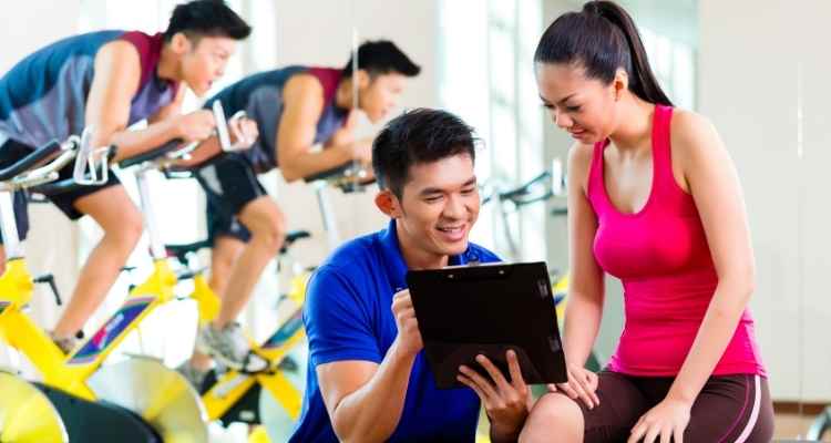 Smash Your Fitness Goals By Hiring a Personal Trainer