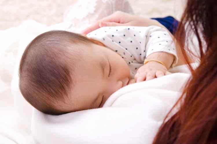 Tips for Breastfeeding Success