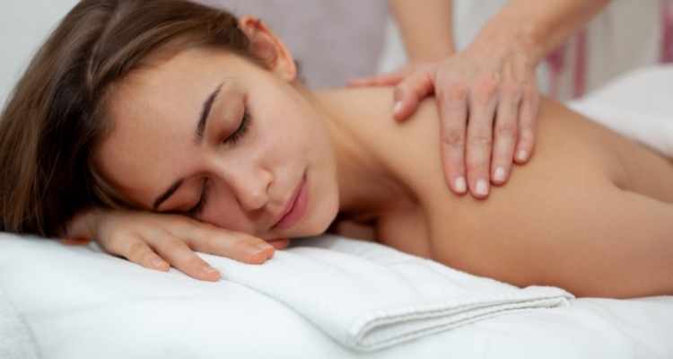 How Athletes Benefit From A Therapeutic Massage