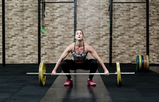 How to Make Lifting Weights Part of Your Daily Routine
