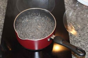 How Long Does It Take for Water to Boil? Time, Temperature & Factors