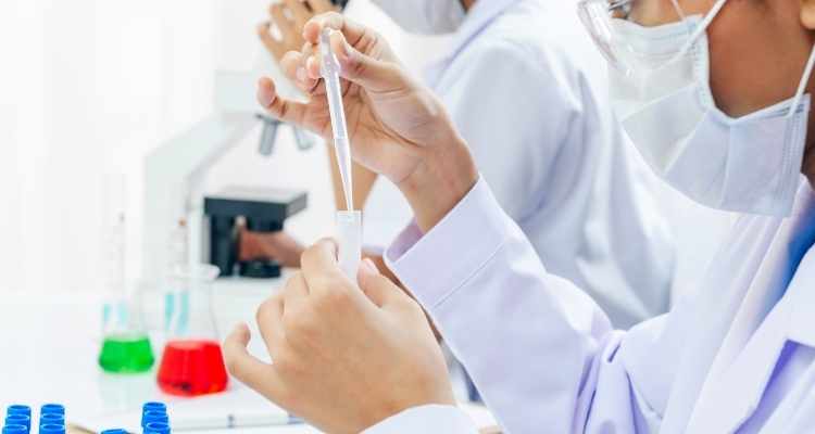 Understanding the importance of Lab logistics services