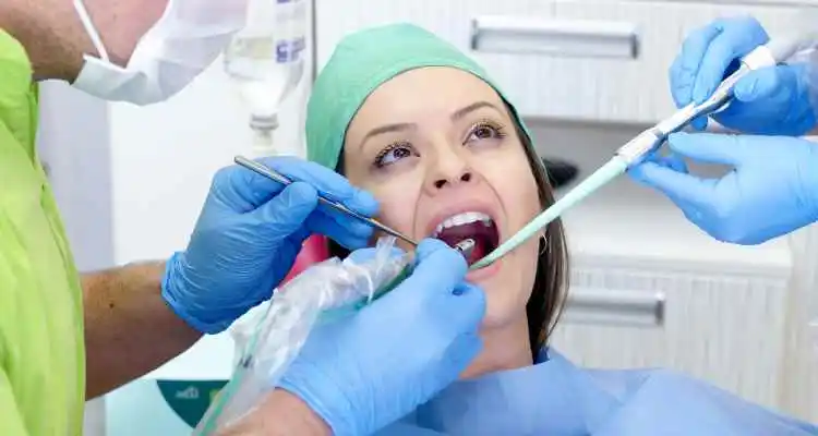 Dental Implants: Aesthetics With Functionality