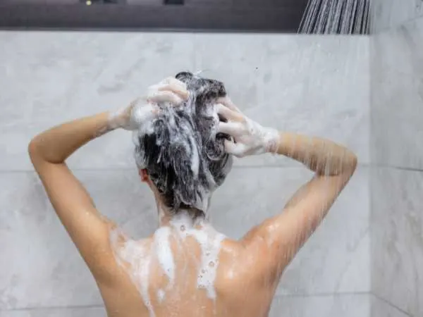 Body Wash vs Soap: Which Is Better for Your Skin?